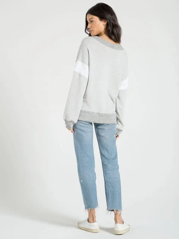 PHILANTHROPY - Queen Sweatshirt Heather Grey