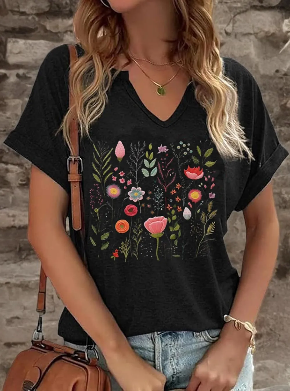 Womens Vintage Flowers V Neck Printed Shirt Funny Boho Flower Graphic Tee Casual Wildflower Botanical Short Sleeve